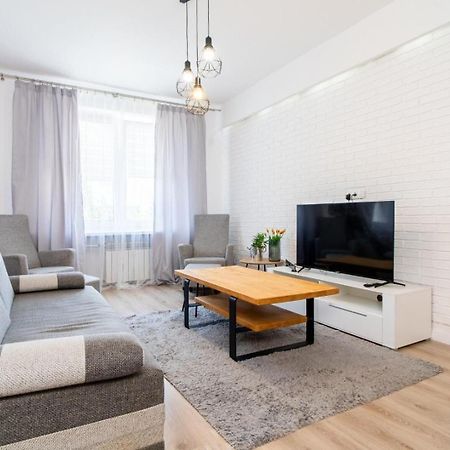 Apartamentysnu, Parkowy Radom Buitenkant foto